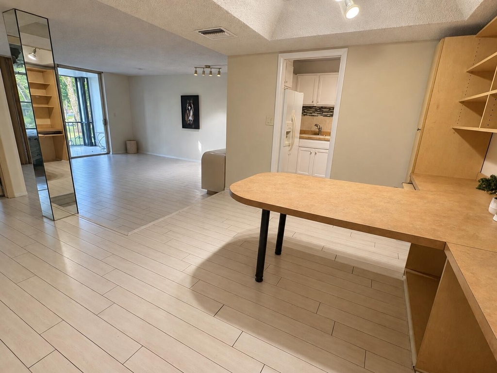 3660 Inverrary Drive - Photo 5