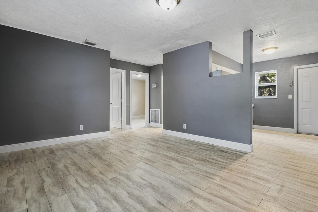 741 Nw 4th Avenue - Photo 8