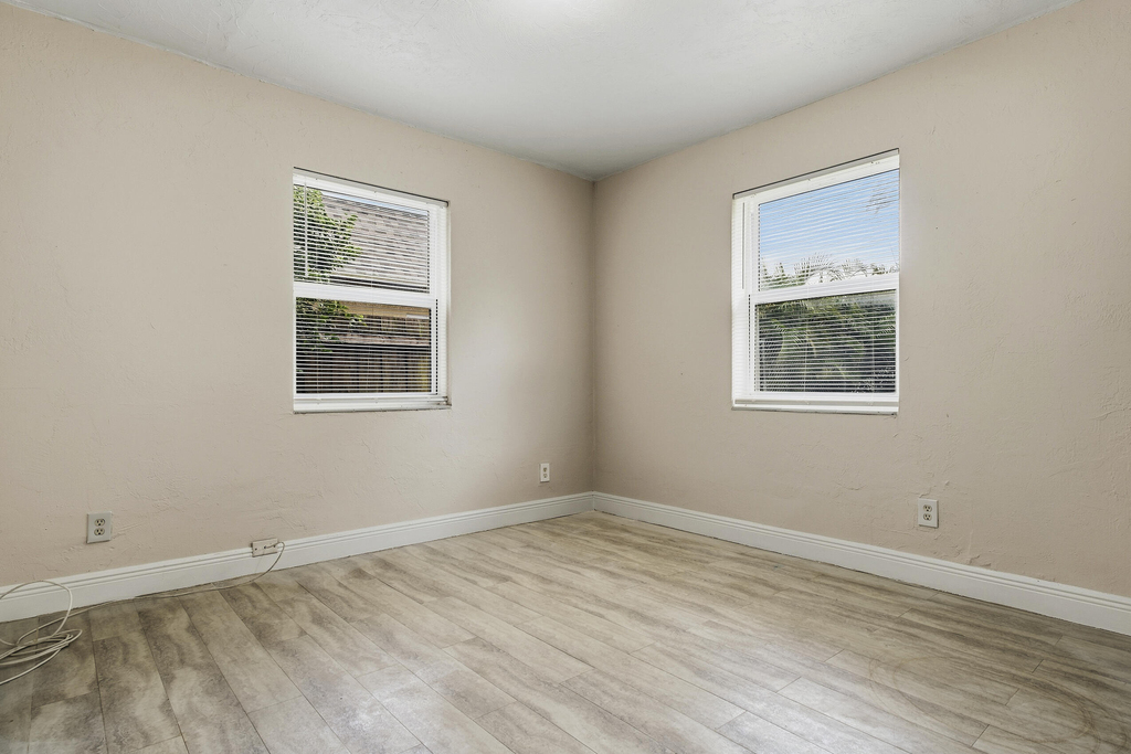 741 Nw 4th Avenue - Photo 18