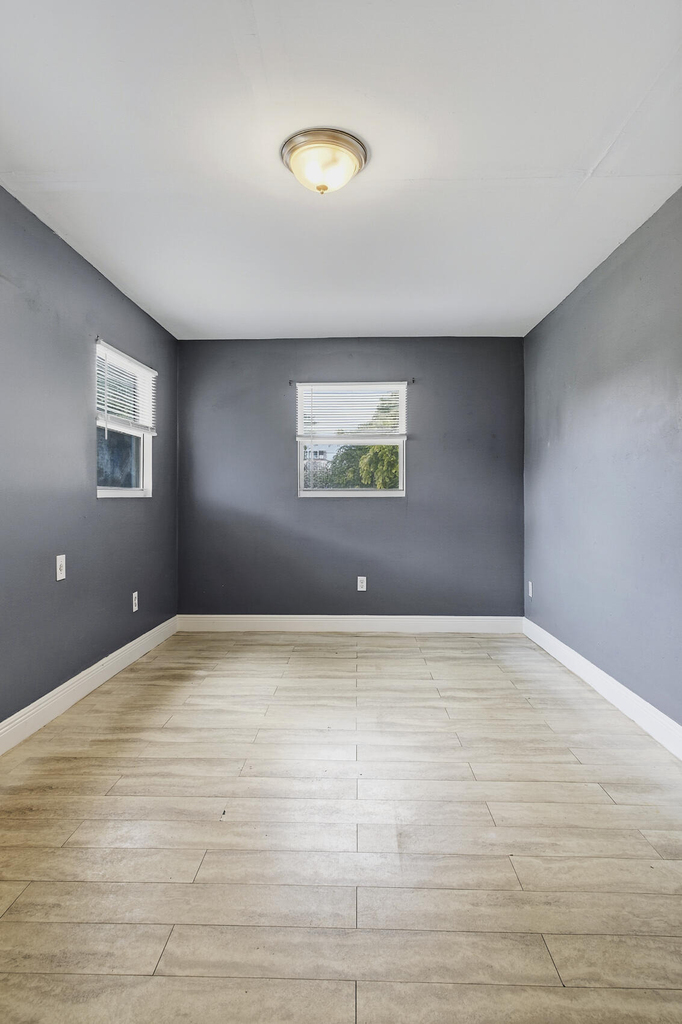 741 Nw 4th Avenue - Photo 20