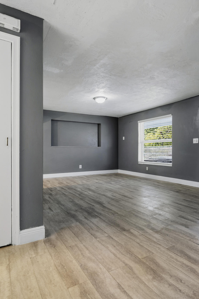 741 Nw 4th Avenue - Photo 6