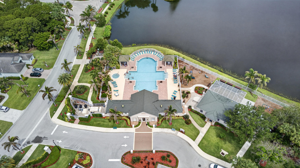 512 Sw Lake Manatee Way - Photo 38