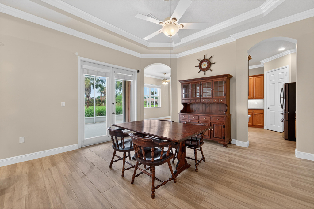 512 Sw Lake Manatee Way - Photo 12