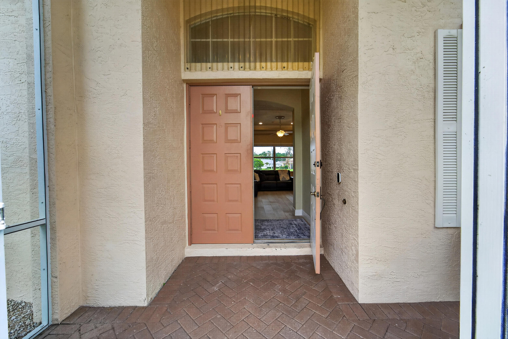 512 Sw Lake Manatee Way - Photo 5