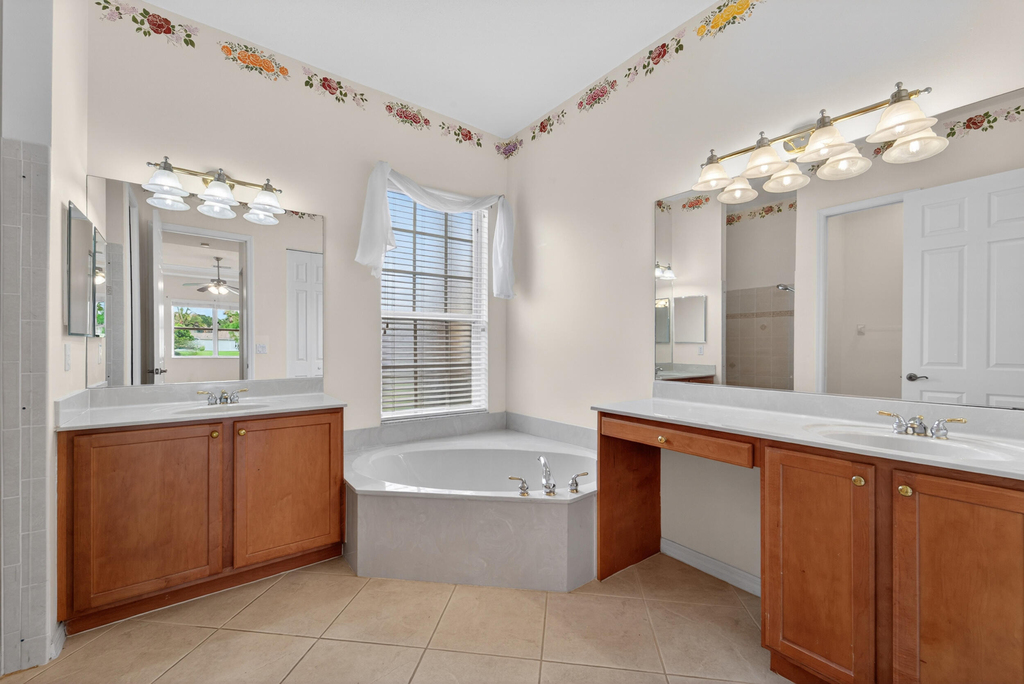512 Sw Lake Manatee Way - Photo 26