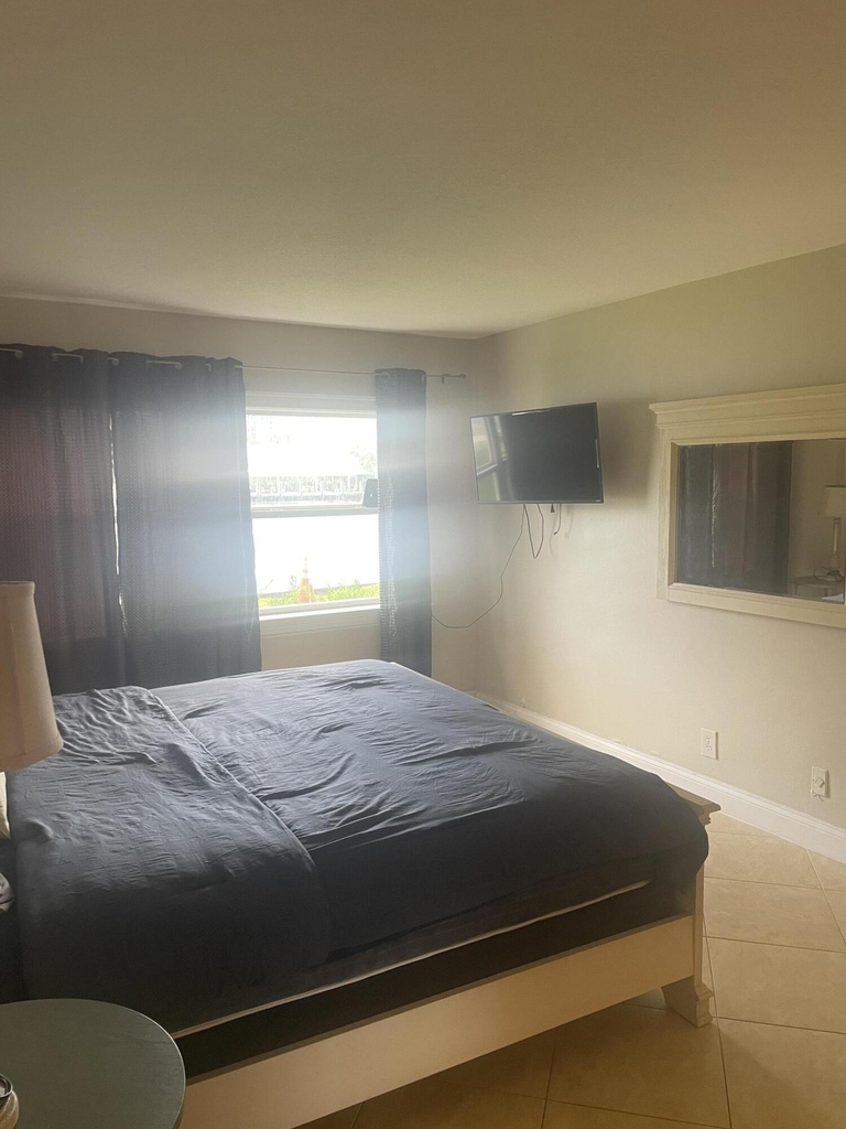 2900 Ne 30th Street - Photo 9