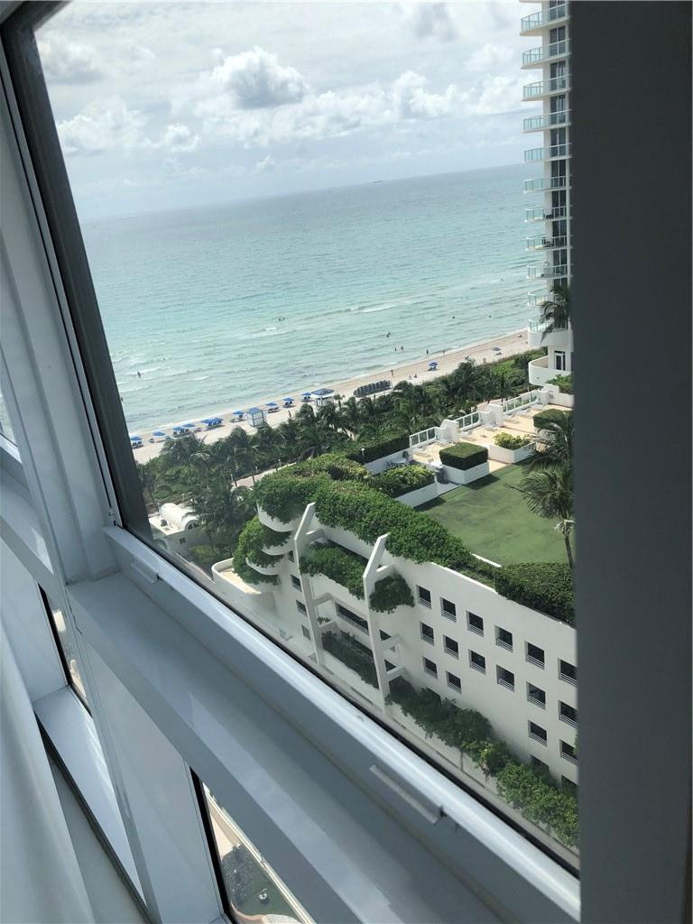 6423 Collins Avenue - Photo 43