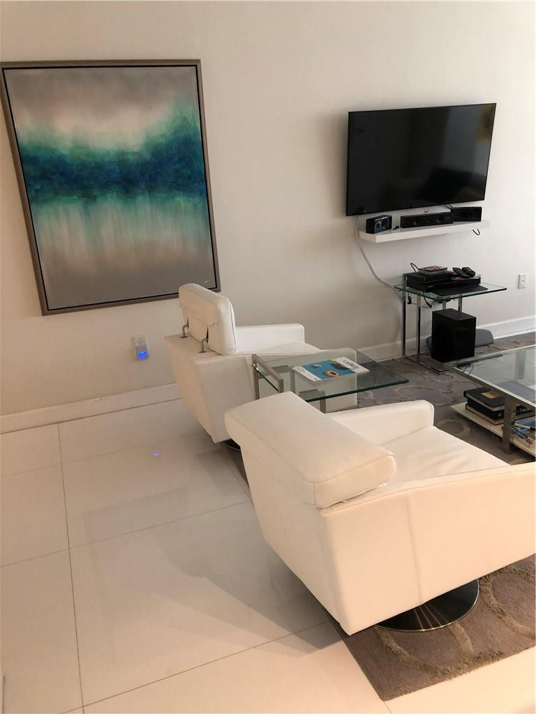 6423 Collins Avenue - Photo 15