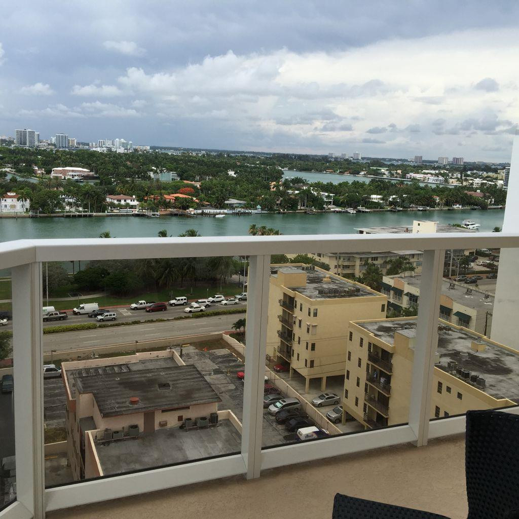 6423 Collins Avenue - Photo 4