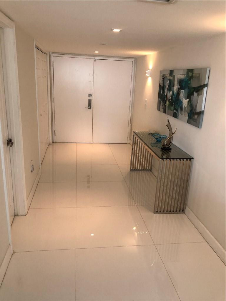 6423 Collins Avenue - Photo 12