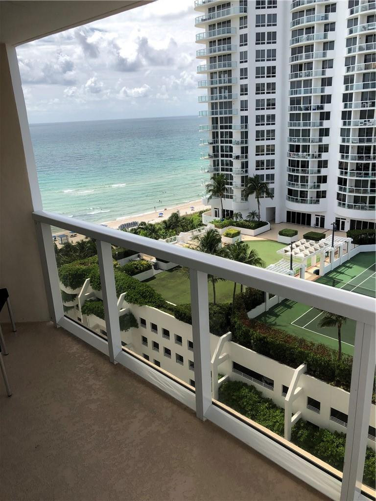 6423 Collins Avenue - Photo 9