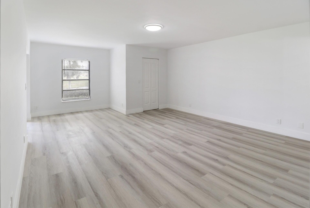 7270 Ashford Place - Photo 19