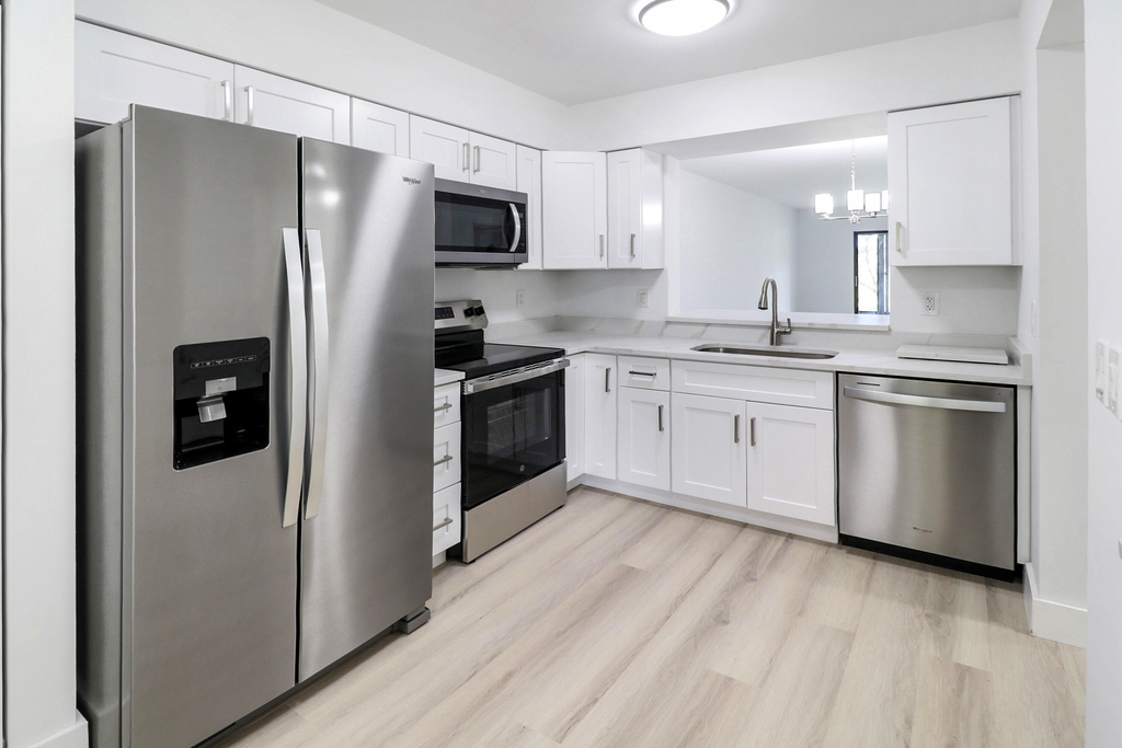 7270 Ashford Place - Photo 9