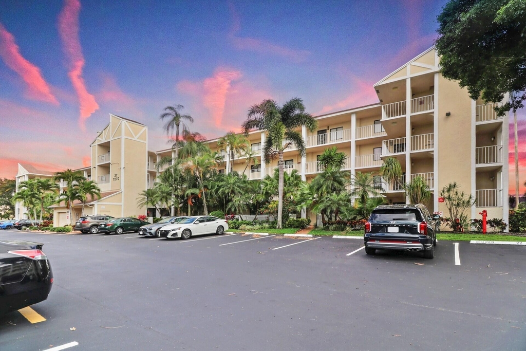 7270 Ashford Place - Photo 1