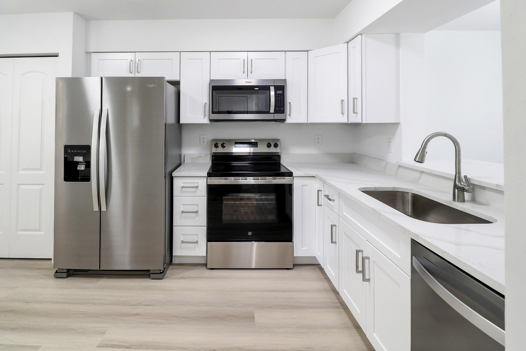7270 Ashford Place - Photo 7