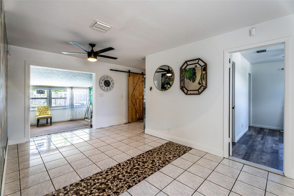 12053 Colony Avenue - Photo 4