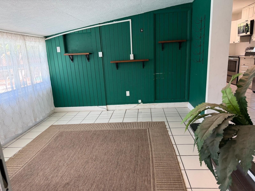 12053 Colony Avenue - Photo 20