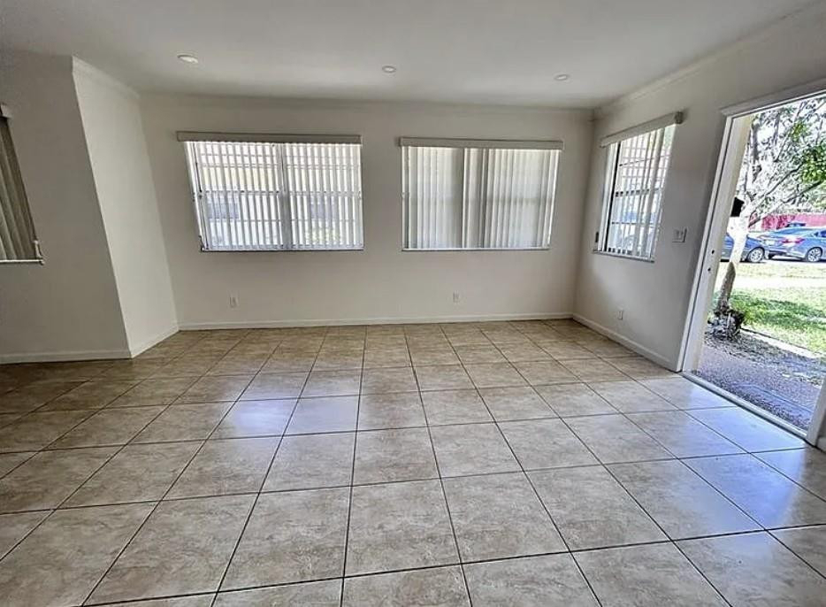 3808 N Polk Street - Photo 1
