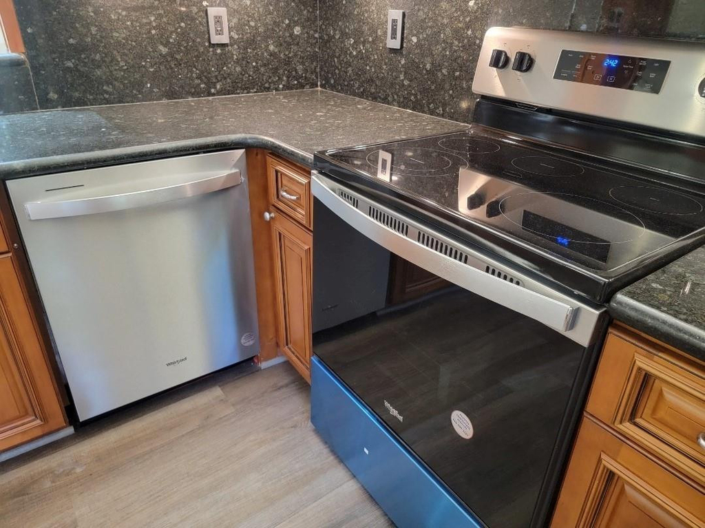 1001 Se 6th Avenue - Photo 9