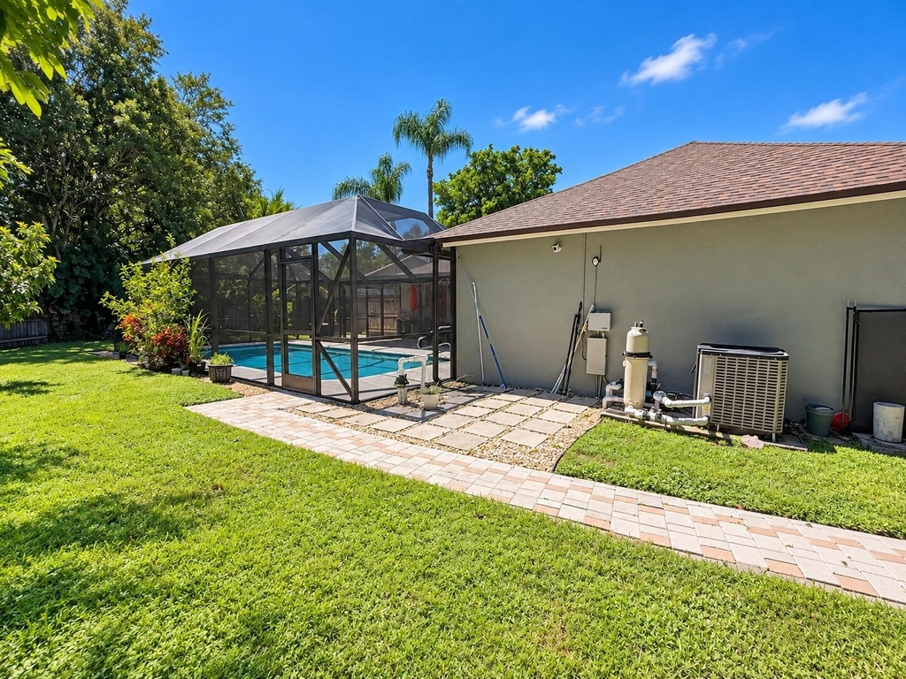 11363 Fairfield Court - Photo 17