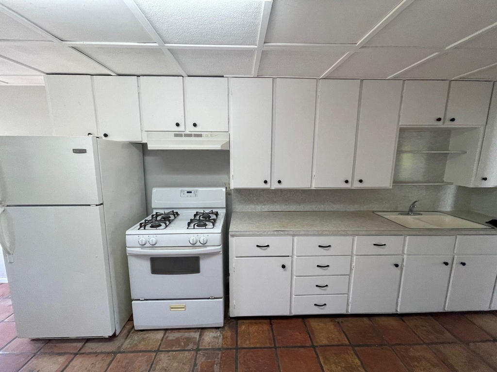 736 Omar Road - Photo 7