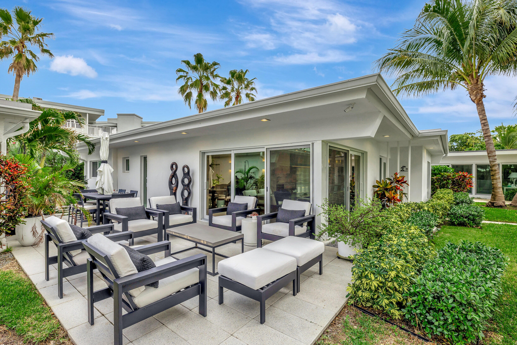 1212 Hillsboro Mile - Photo 20