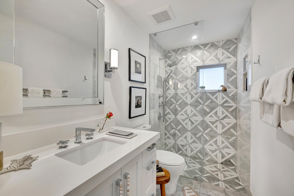 1212 Hillsboro Mile - Photo 34