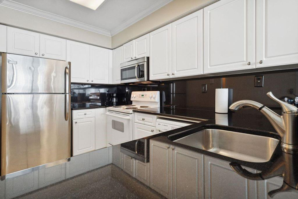 2501 S Ocean Drive - Photo 2