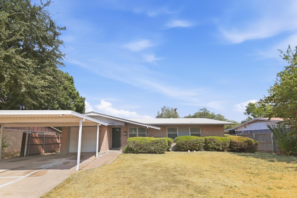 2420 Bamboo Street - Photo 0
