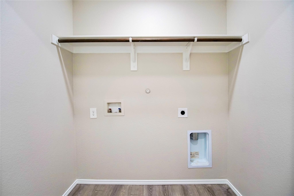 2921 Bronte Boulevard - Photo 14