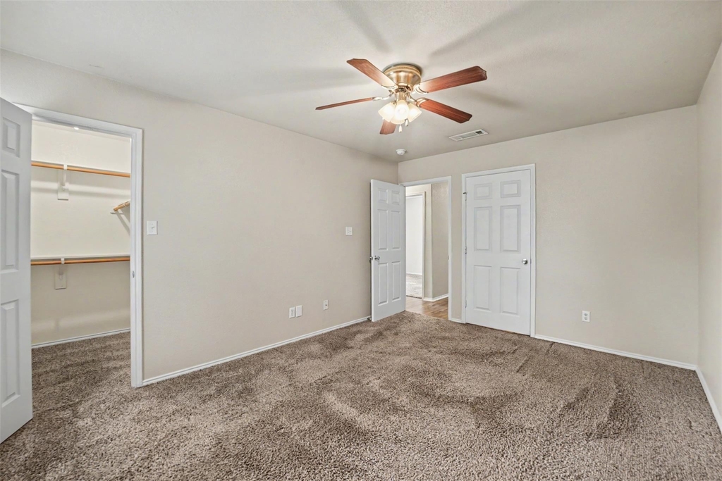 8028 Tanner Avenue - Photo 18