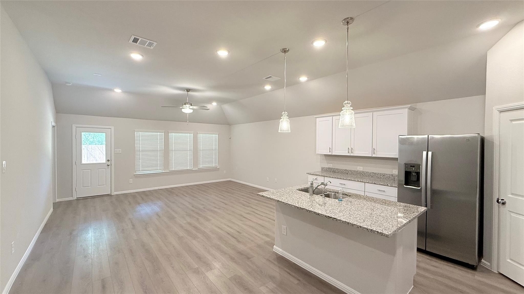 704 Big Bend Parkway - Photo 8