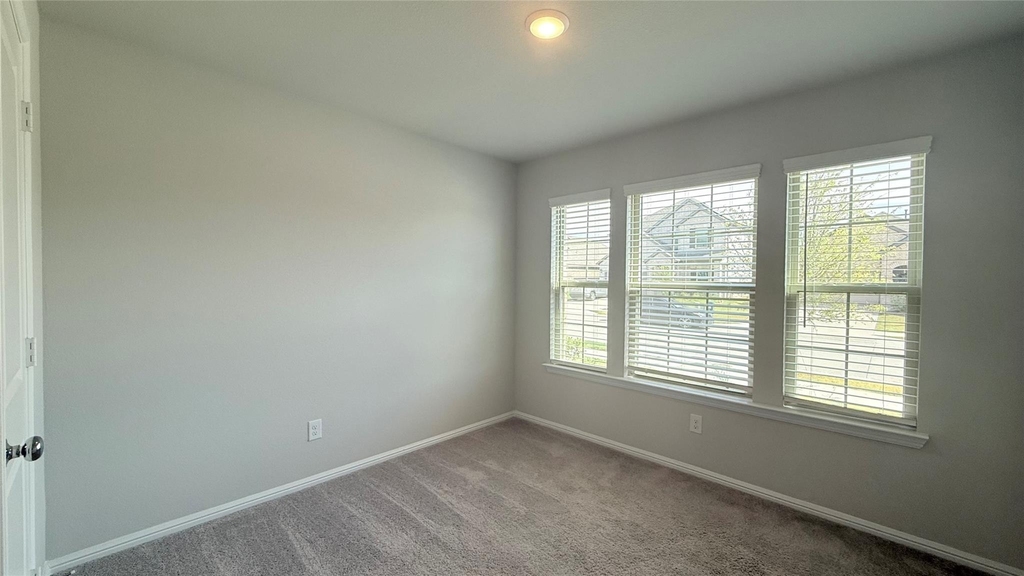 704 Big Bend Parkway - Photo 12