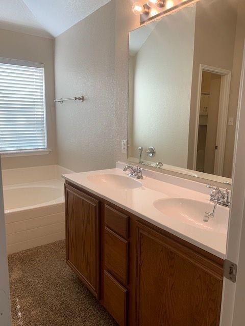 10621 Lipan Trail - Photo 8