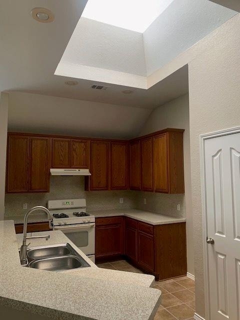 10621 Lipan Trail - Photo 2