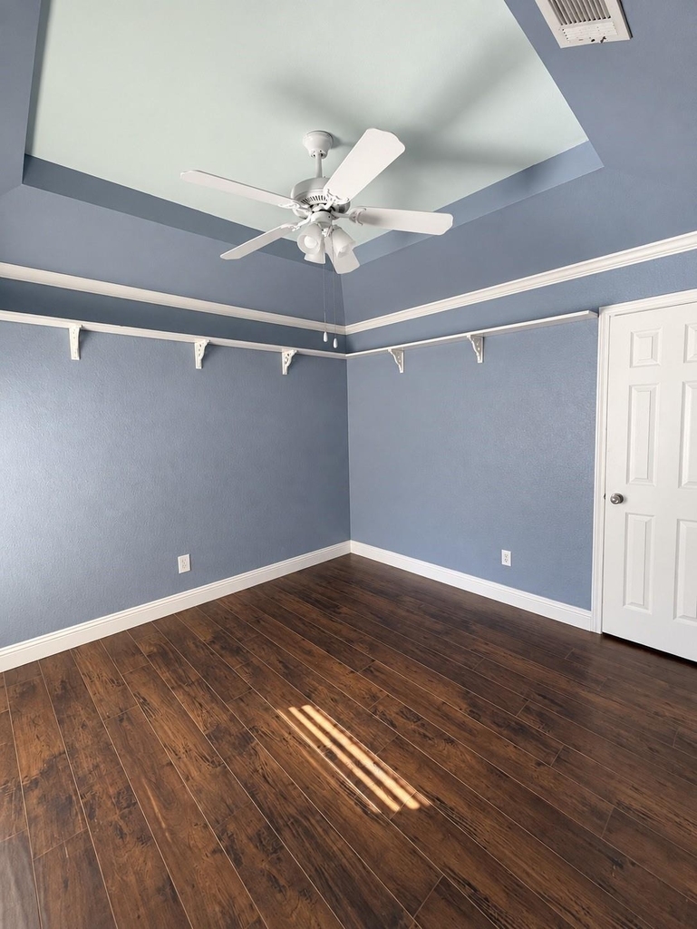 4916 Canberra Lane - Photo 15