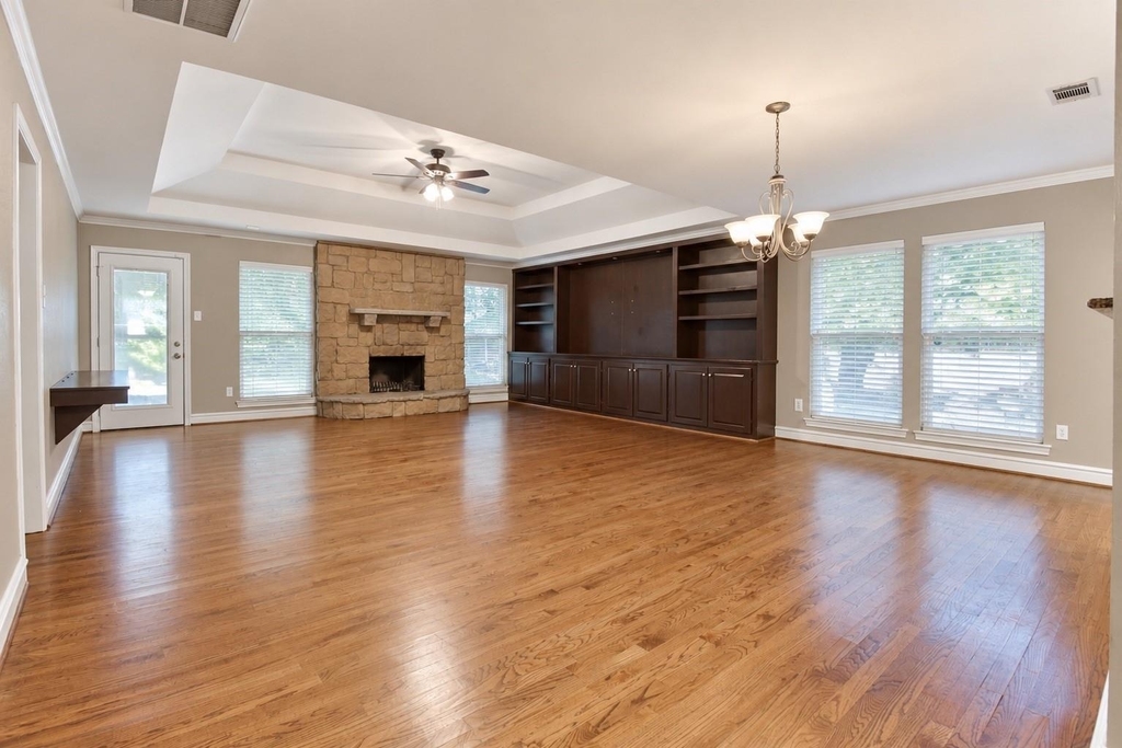 4916 Canberra Lane - Photo 1