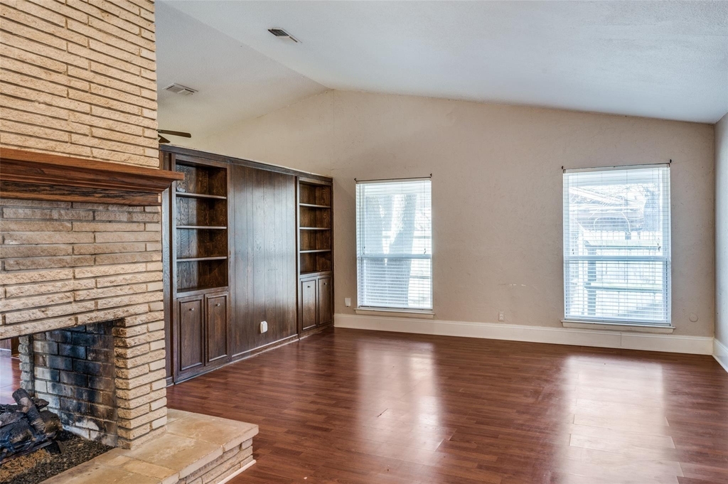 3406 Halifax Drive - Photo 5