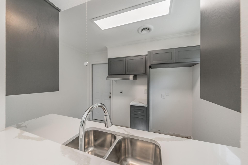 4920 Colorado Boulevard - Photo 24