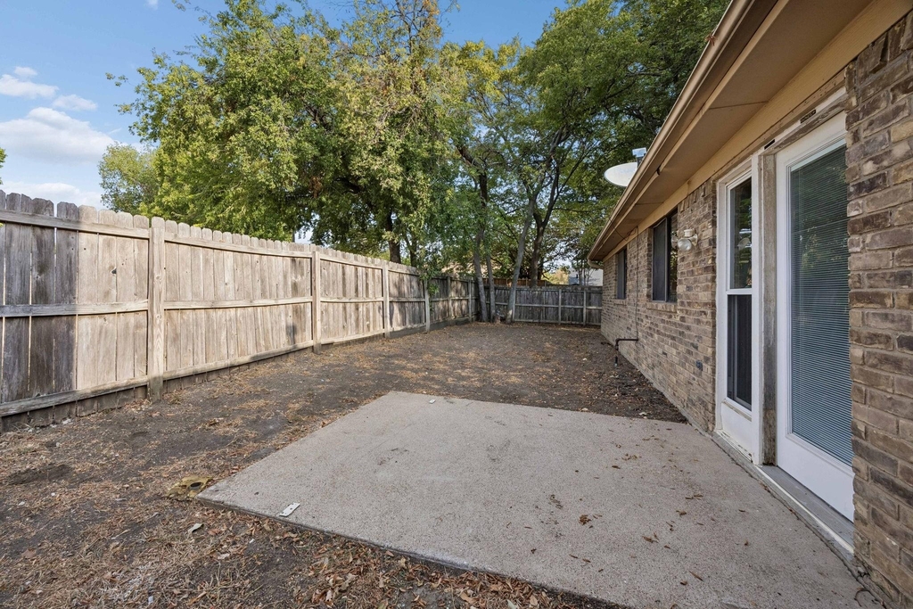 1613 19th Street - Photo 22