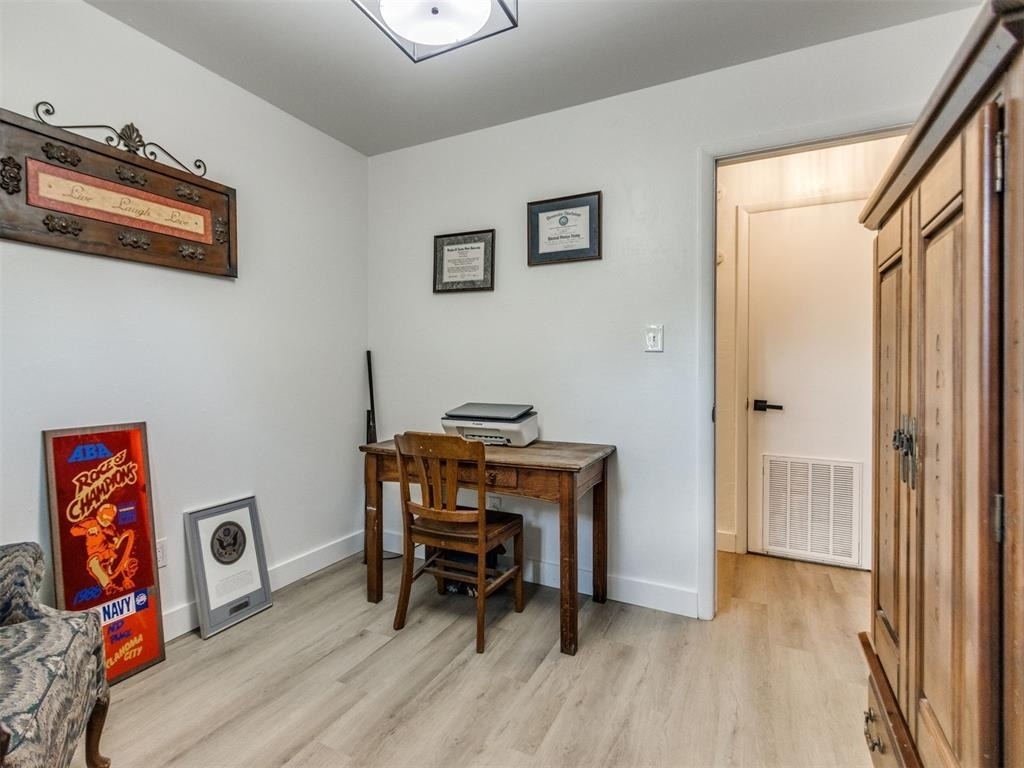 907 Sw 3rd Street - Photo 17