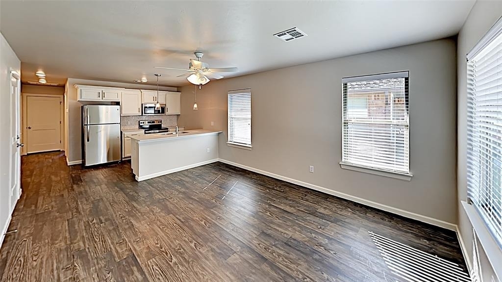 427 Summit Ridge Drive - Photo 2