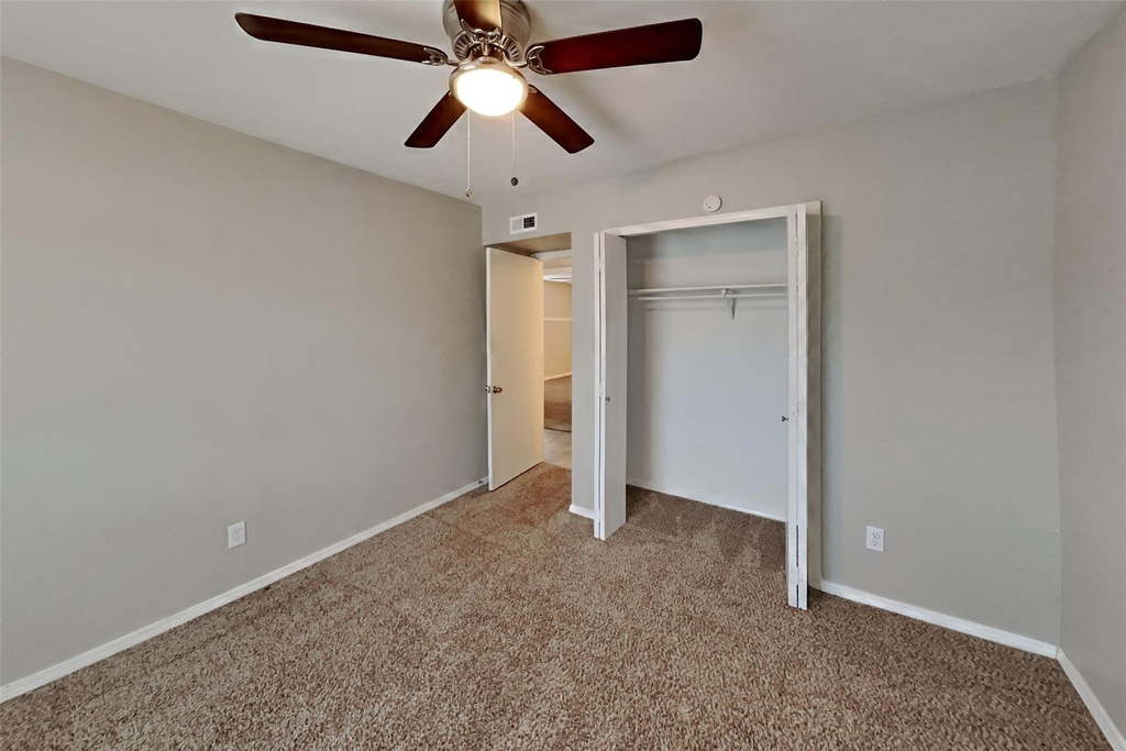 1528 Jabbet Drive - Photo 11