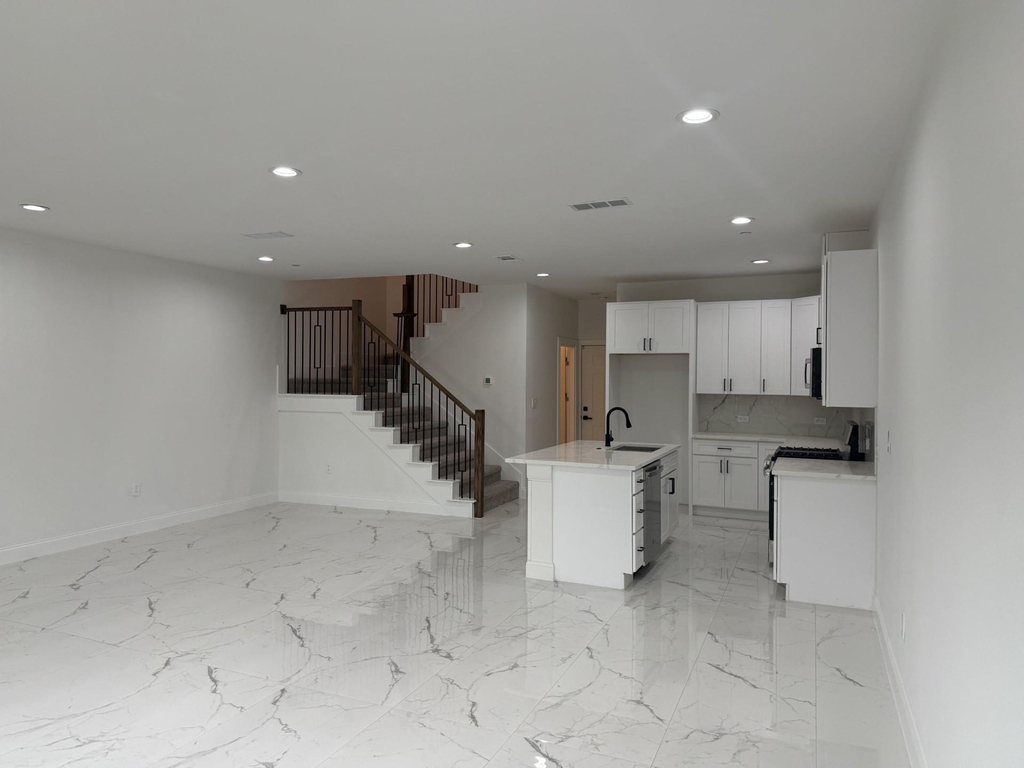6218 Dewitt Street - Photo 4
