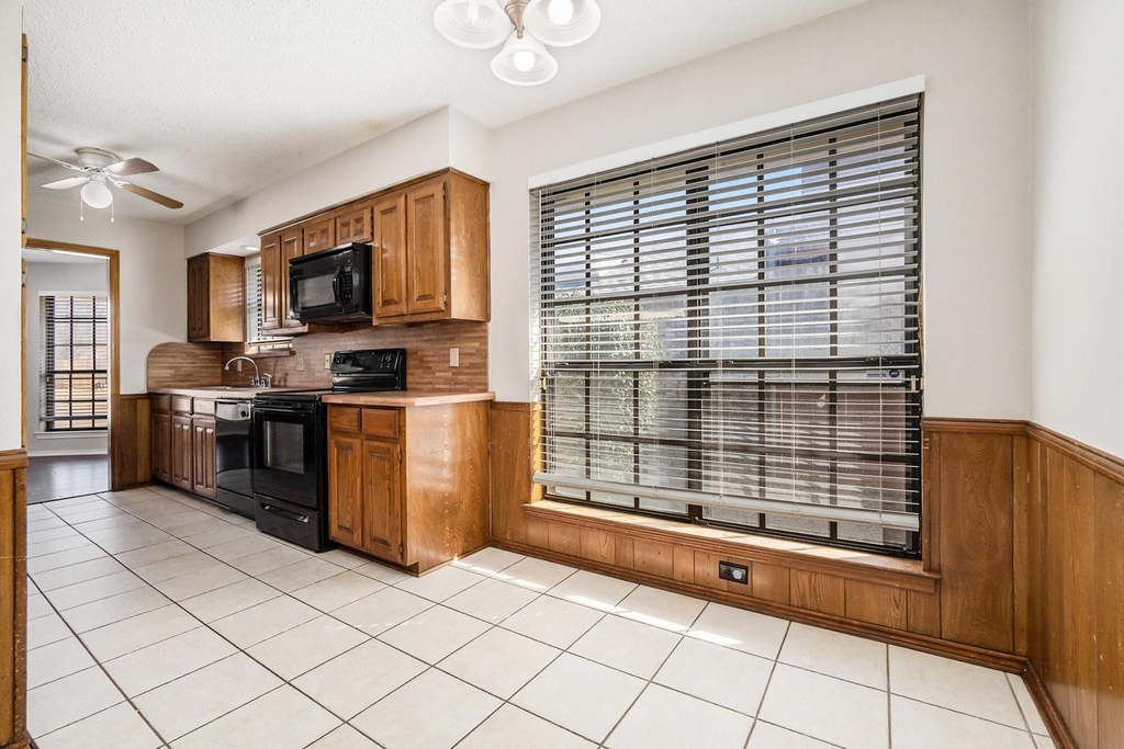 3204 Anchor Drive - Photo 9