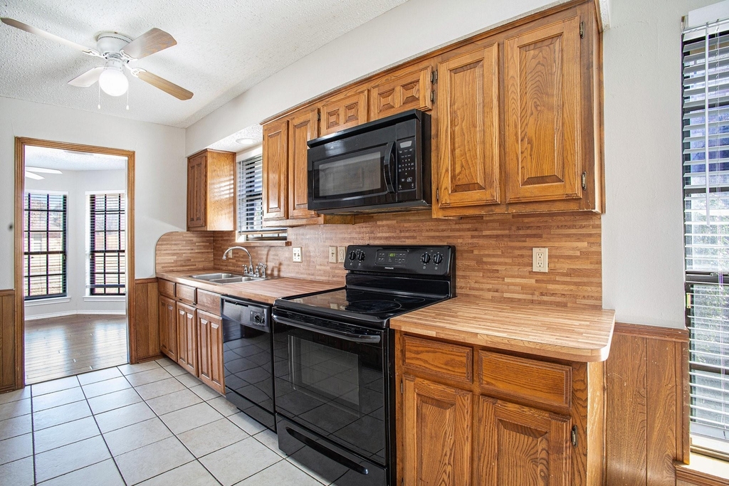 3204 Anchor Drive - Photo 12