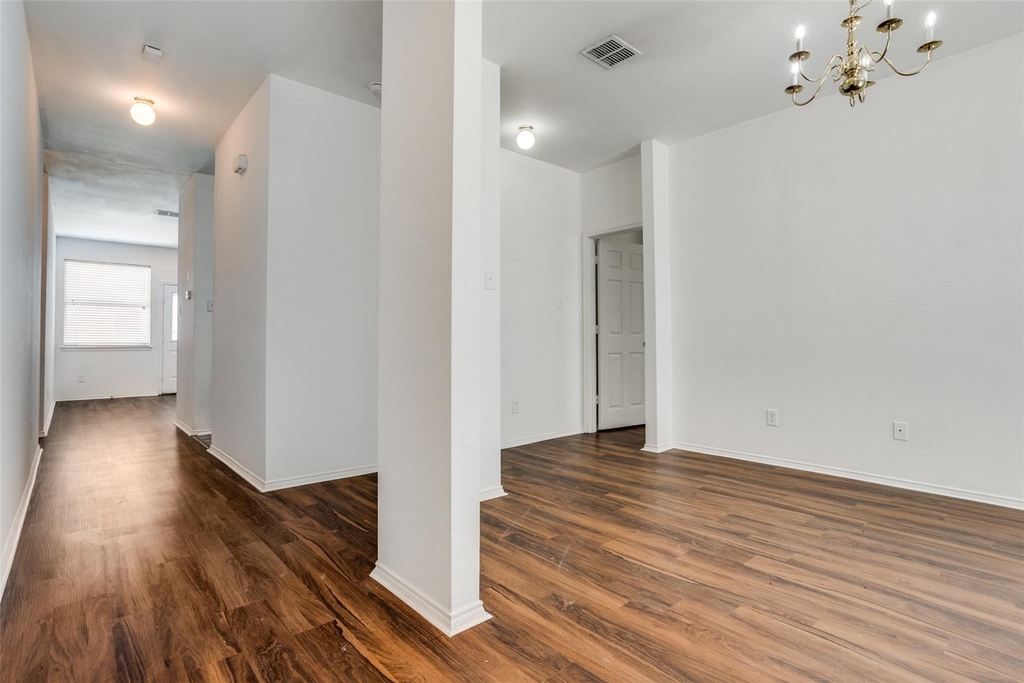 4021 Carrington Drive - Photo 5