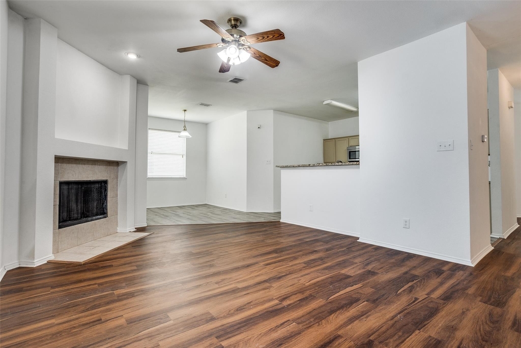 4021 Carrington Drive - Photo 9