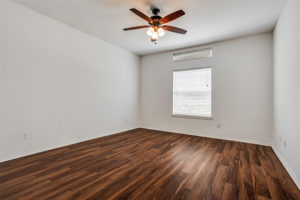 4021 Carrington Drive - Photo 19