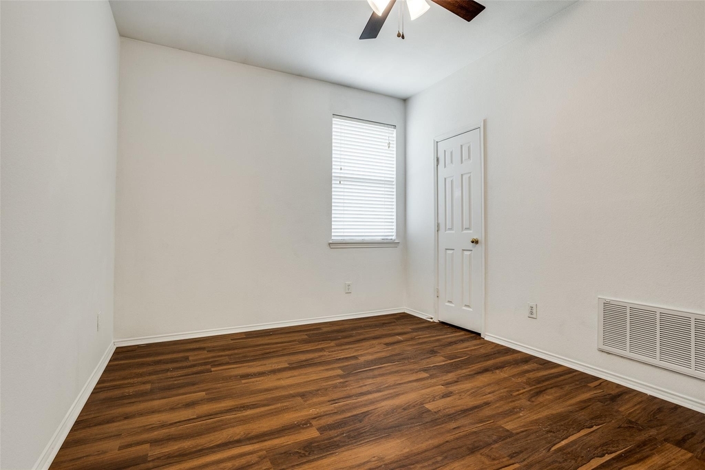 4021 Carrington Drive - Photo 18